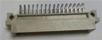 64 موضع زاوية قائمة DIN41612 موصل